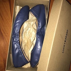 Lucky Brand Navy Flats